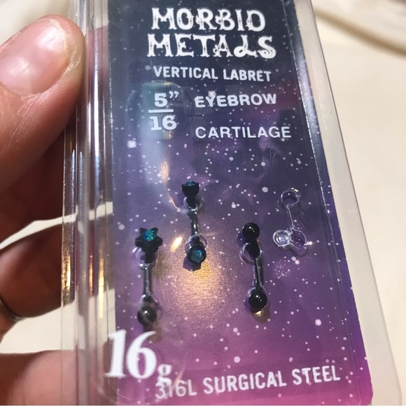 FREE * Morbid Metals NEW Eyebrow Vertical Labret Piercing Balls Stars Rhinestone - Picture 2 of 8